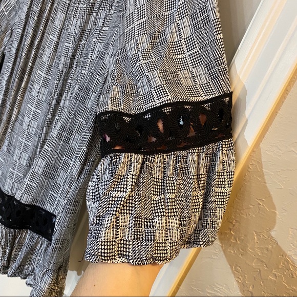 Flowy Top - Picture 2 of 6